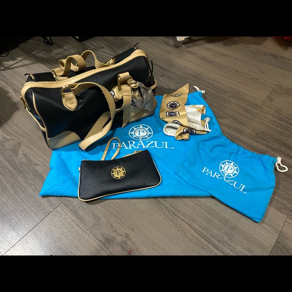 Parazul brand new purse/hanbag with wallet. Needs repairs (see pictures)